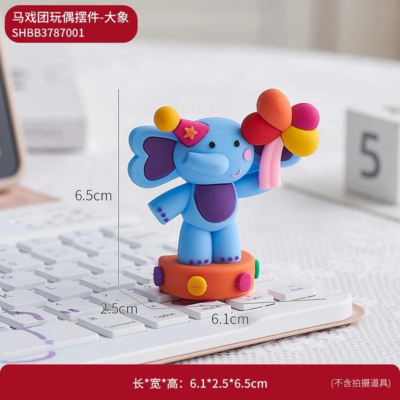 

Чудова Художня Циркова Клоунська Прикраса Мініатюрні Фігурки Смола Екшн Фігурки Ляльки Мікро Ландшафт Фея Садові Прикраси Подарунок