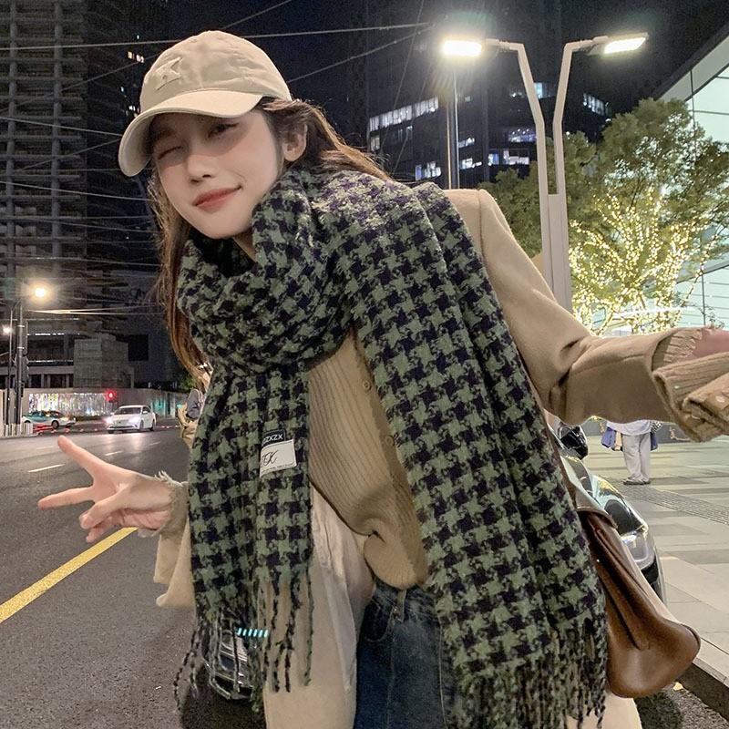 Womens Oversized Plaid Scarf Winter Warm Knit Shawl Students Couples Casual Layering Accessory