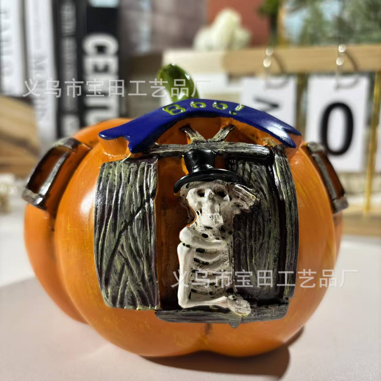 

Hot-selling resin pumpkin lamp secret room haunted house decoration haunted festival shopping mall desktop atmosphere skull headlamp
