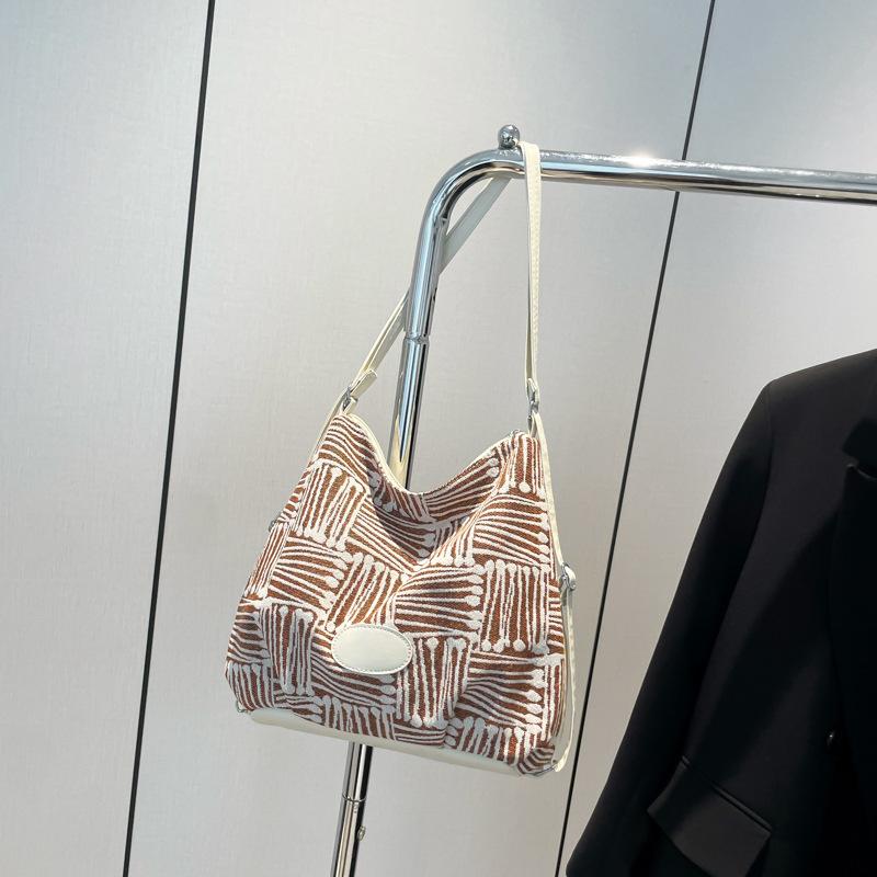 

Повседневная сумка женская 2025 новый рюкзак дорожная сумка через плечо большая вместимость сумка-тоут многофункциональная сумка-мессенджер красный