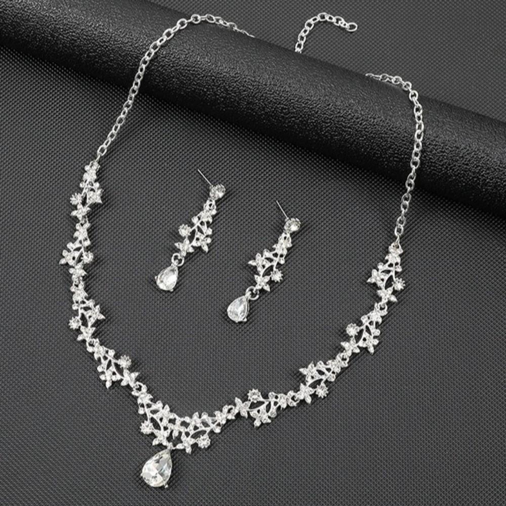 Elegant Rhinestone Jewelry Set Sparkling Crystal Bridal Necklace Bridal Accessories  Bridal Wear