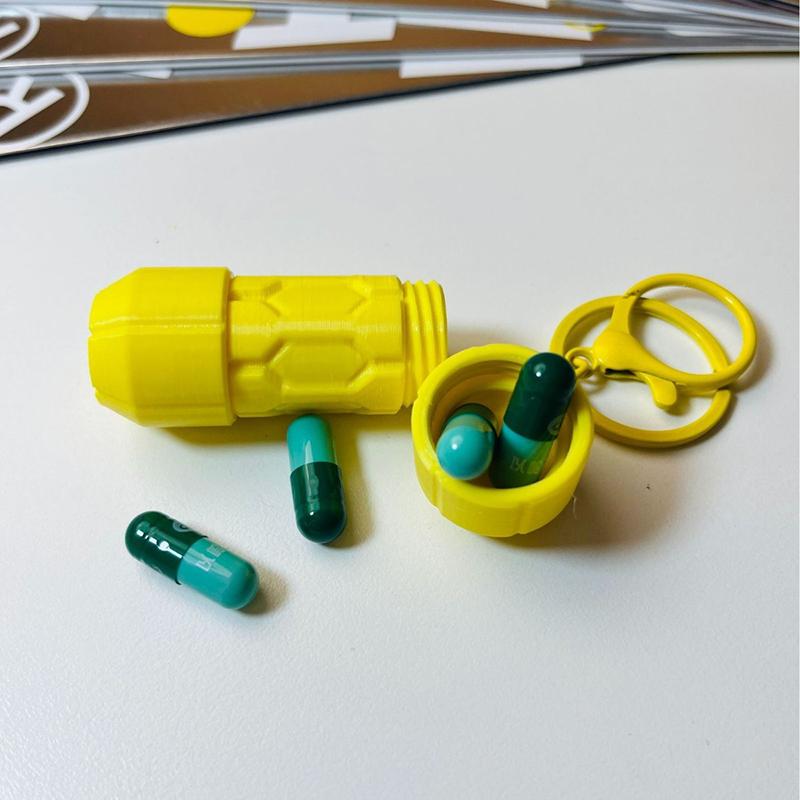 

3D Printed Storage Cabin Pendant Pill Box Case With Portable Travel Storage Keychain Stash Medicine Box Health Care жёлтый