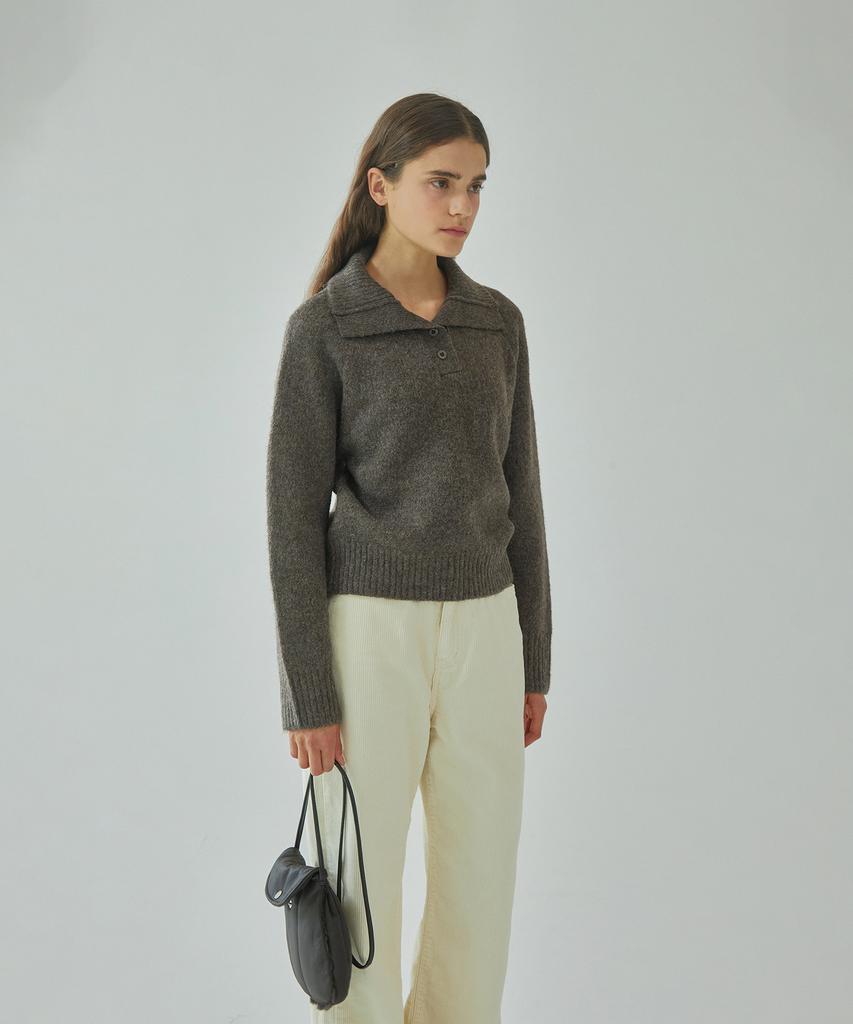 PINBLACK Wide Collared Knit Pullover Brown