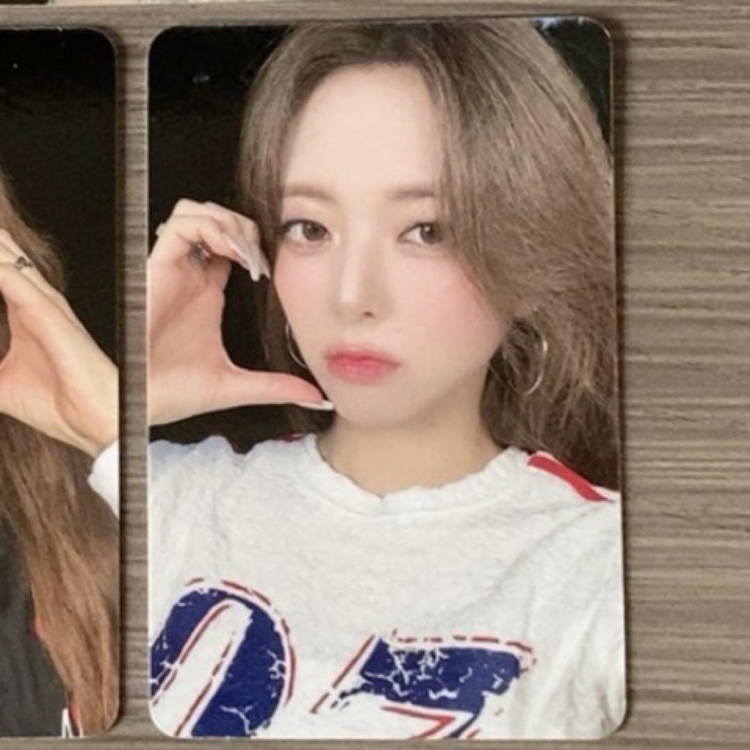 

[USED] ITZY Yuna GOLD Starriver Limited Heart Trading Card C