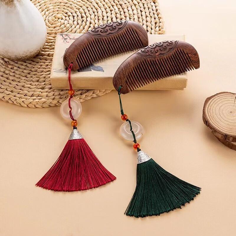 SIYUTANG Silk Scarf & Sandalwood Comb Gift Set