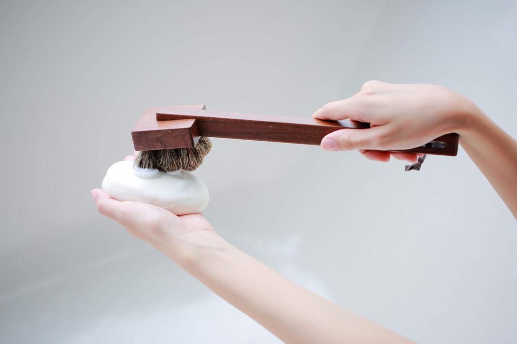 SHAQUDA Body Brush Long SUVÉ Semi-Hard [BBL2]