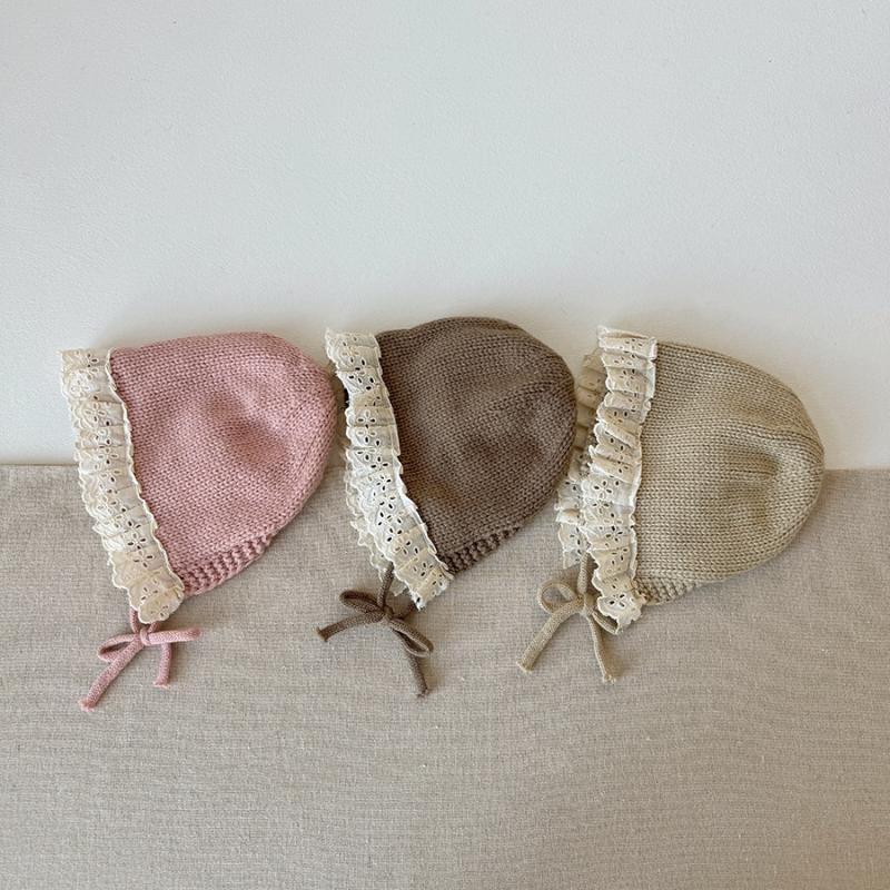 Venkovní teplá čepice pro miminka, chlapce a dívky, podzimní zimní, s ochranou uší, volánková krajka, princezna, dětská pletená vlněná čepice