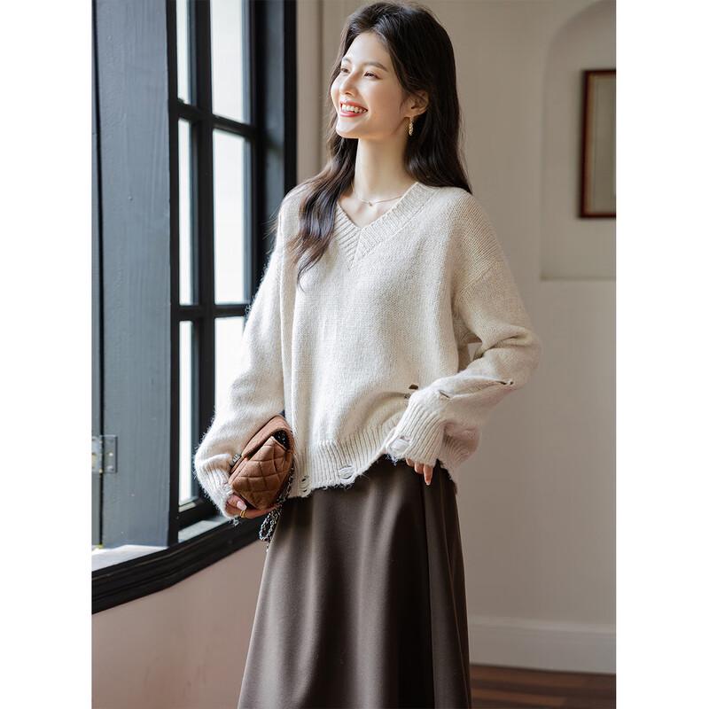 

Mocana Women s V-Neck Long-Sleeve Knit Top One Size