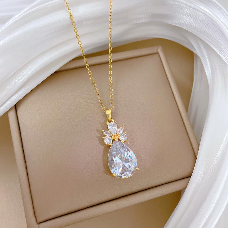 Light Industry Skirt Full Diamond Fashion Light Luxury Temperament Gorgeous Full Diamond Necklace Women'S Versatile Clavicle Chain Titanium Steel