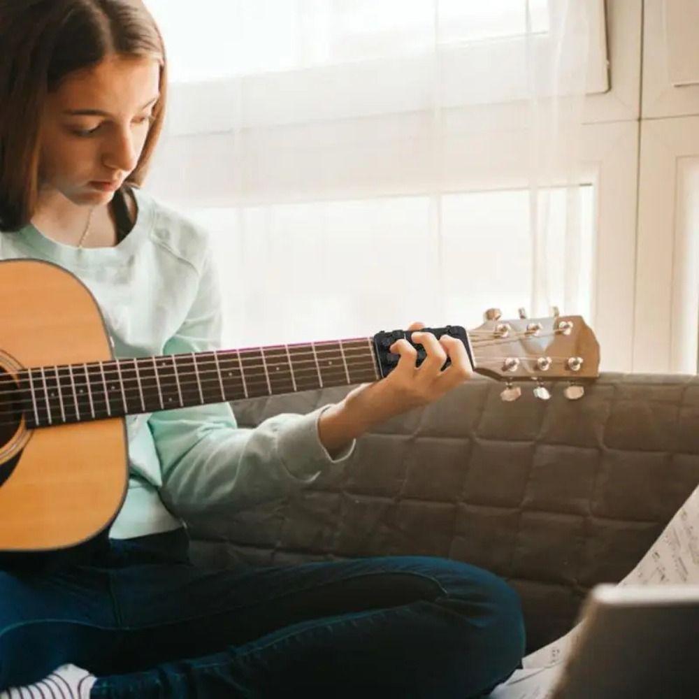 Assistant Learning Guitar Chord Trainer Guitar Chord Assistant Learning Tool  Guitar Strings People