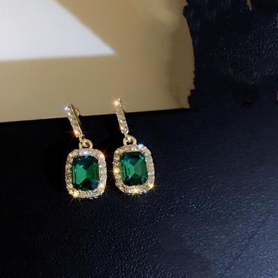 Luxury Emerald Gem Earrings Are Fashionable and Popular, Personalized Design Sense, Square Earrings, Gentle Temperament and Retro.