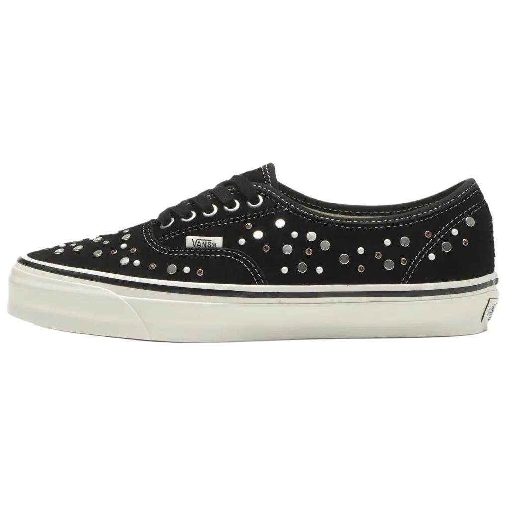 

Authentic Vans Premium Studded Black White VN000EBN1U3 45