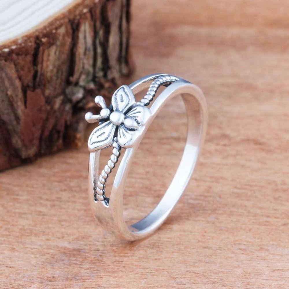 S925 Silver Plated Butterfly Ring for Women Lightweight Drip Oil Black Engagement Ring European Style