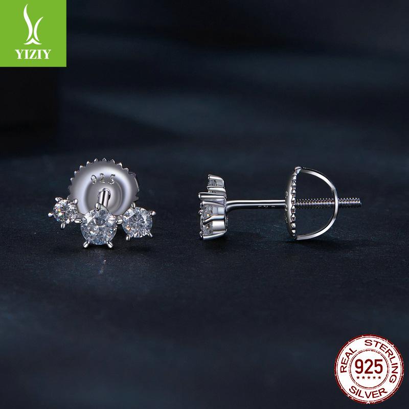 Exquisite And Small Star Moissanite Stud Earrings, Minimalist Premium Style S925 Sterling Silver Threaded Earrings.