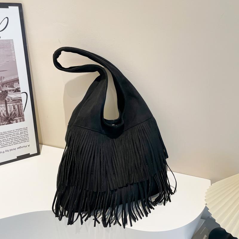 Vintage Matte Tassel Shoulder Bag Women'S Fashion Large Capacity Tote Bag Underarm Bag