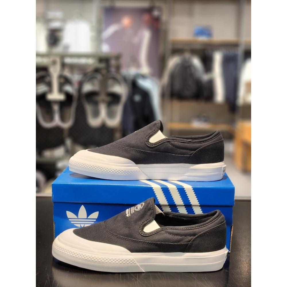 

Adidas S23722 Обувь унисекс Niza RF Слипоны