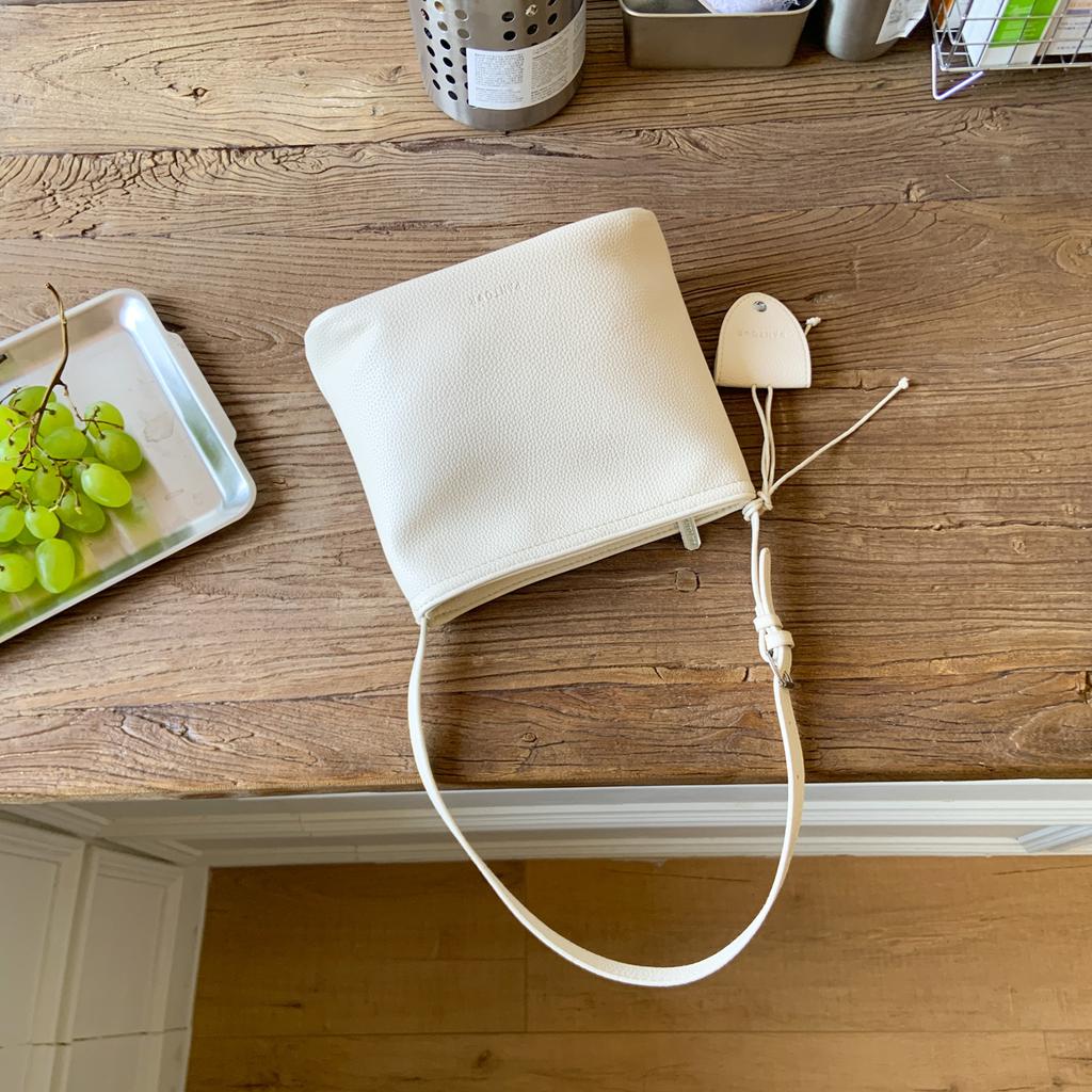 Fashion Mobile Phone Bag Women's Bag 2025 Korean Version Niche Ins Versatile Cute Korean Version Messenger Bag Multi-color Shoulder Bag