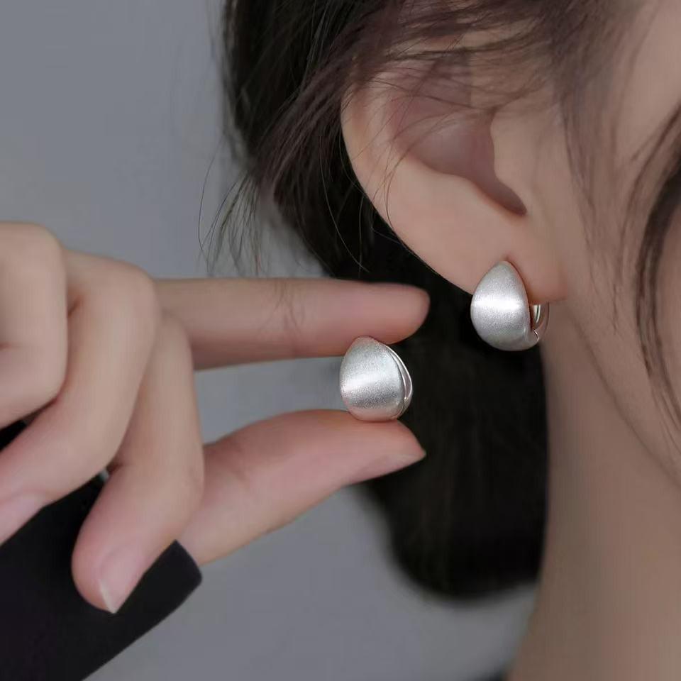 Boucles d'oreilles féminines de niche luxe léger
