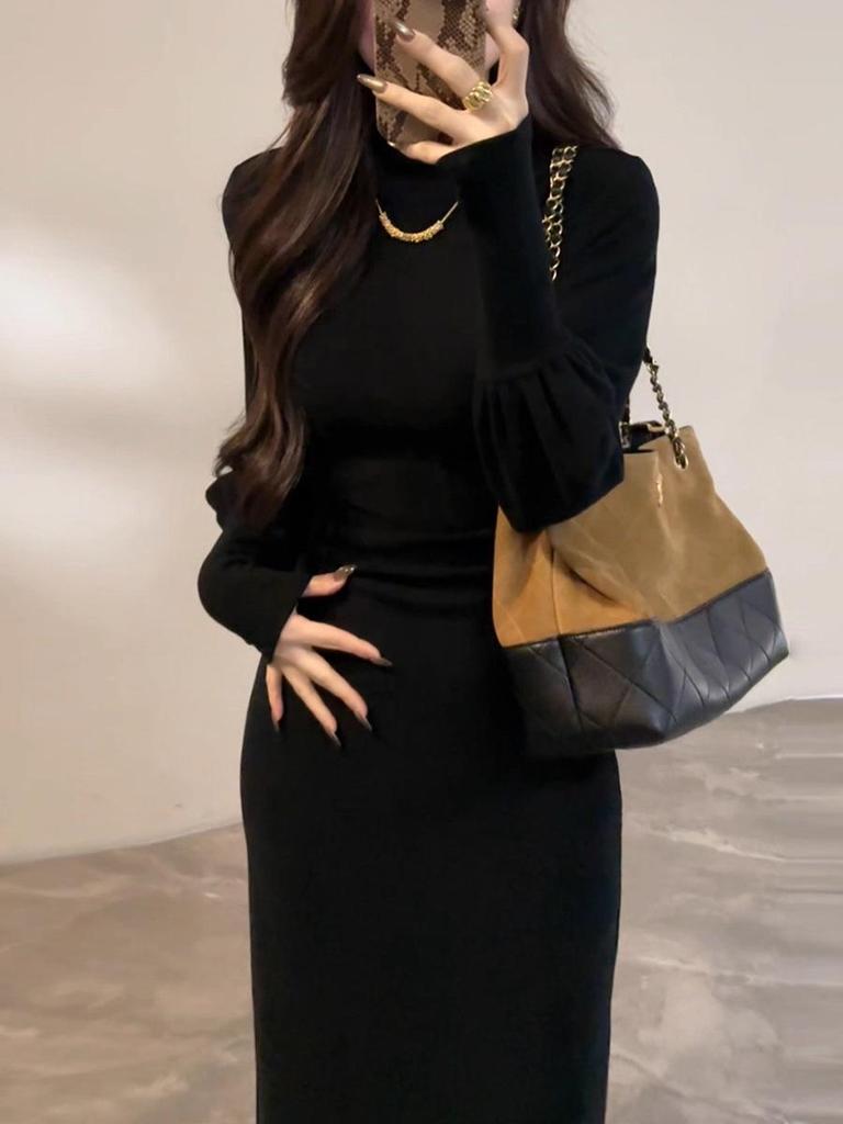 New Winter Retro Lantern Sleeve Slim Fit Half-High Collar Sweater