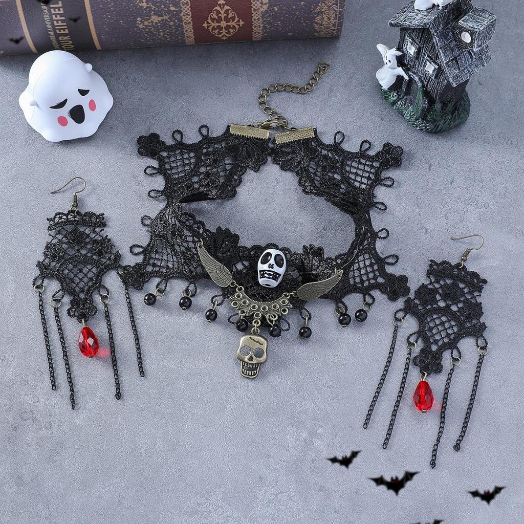 Gothic Hollow Skull Flower Choker: High-End Halloween Necklace for Women