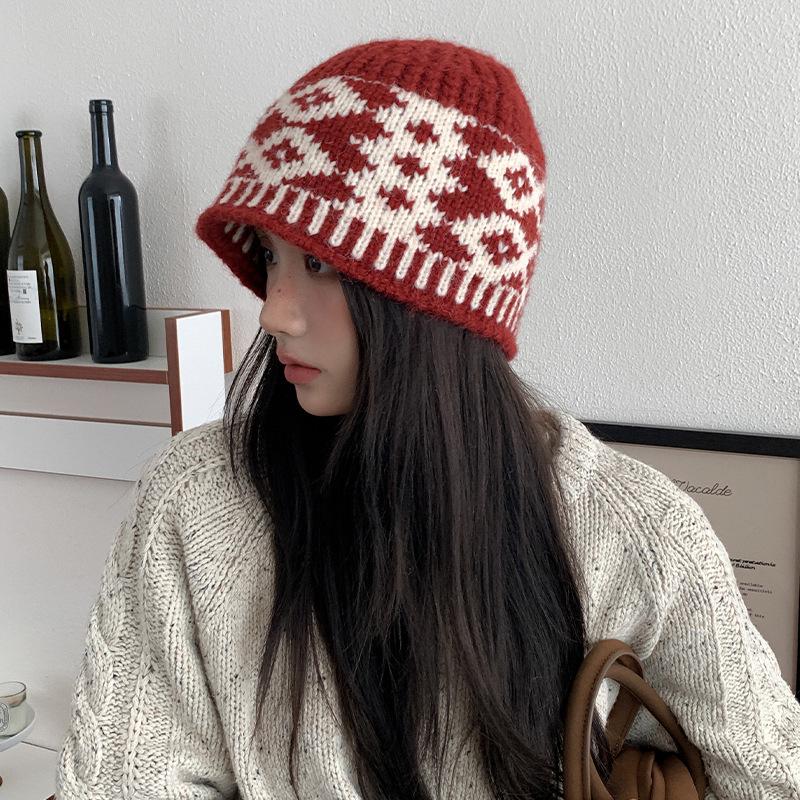 Unisex Retro Argyle Knit Beanie - Warm, Color Block Wool Hat for Big Head Sizes, Perfect for Fall and Winter