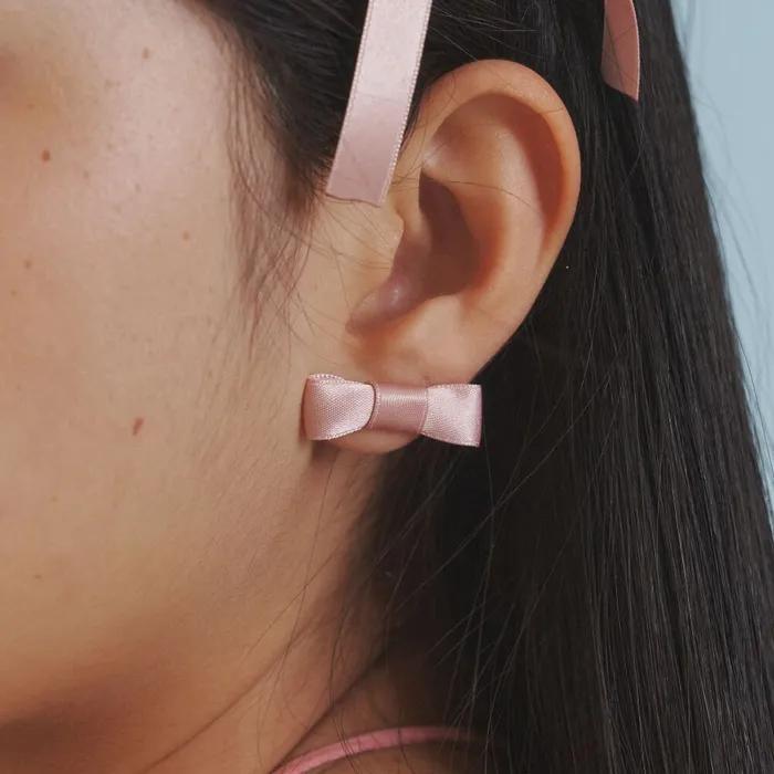 Tiny Love Ribbon Earrings_3Color