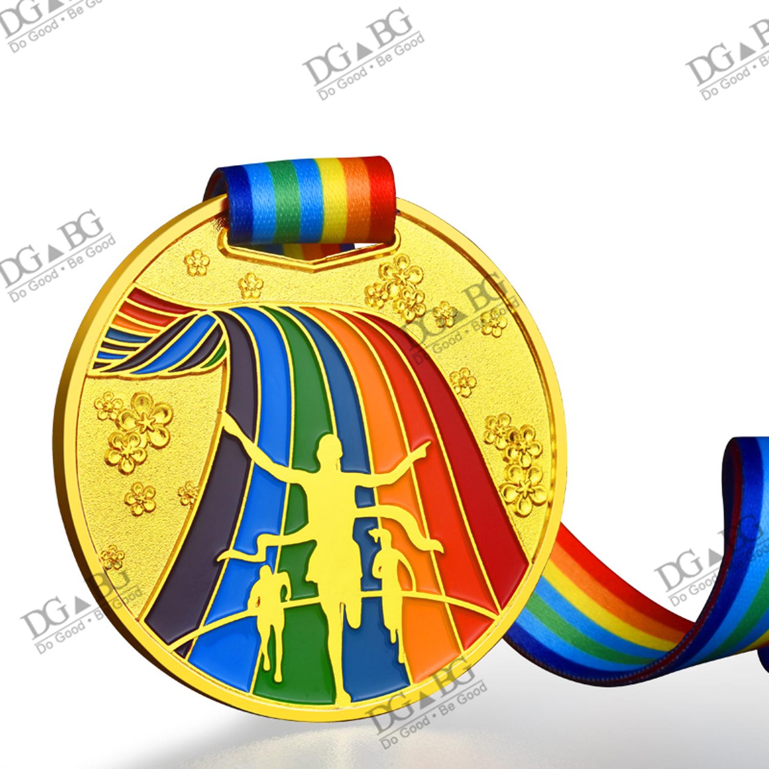 

Custom Logo Engravable Marathon Medals with Ribbon – Outdoor Sports Event Competition Prizes & Souvenirs золотой