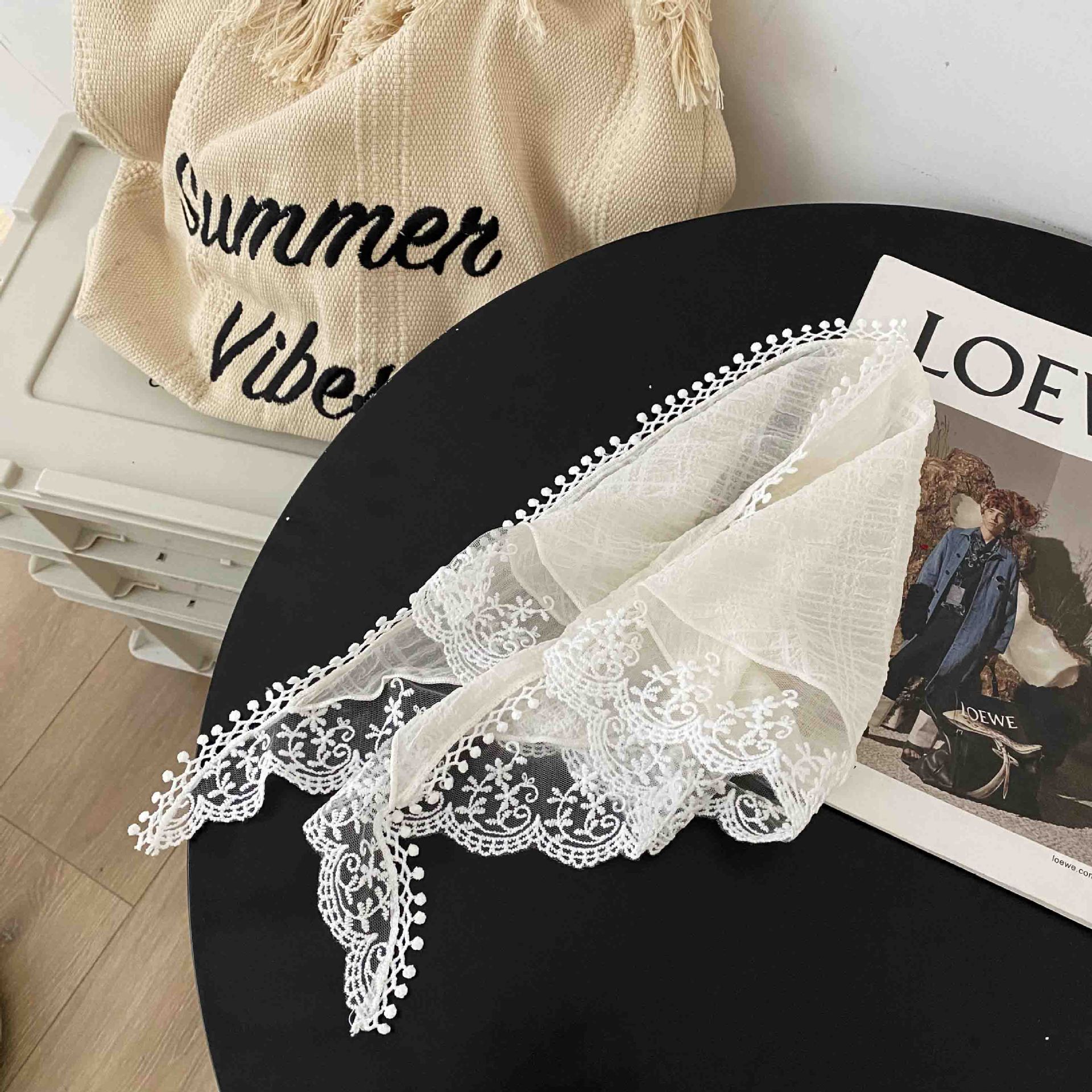 

Alice Girl, французский кружевной треугольный шарф, цветочный бежевый солнцезащитный платок, пасторальный милый винтажный шелковый шарф-лента