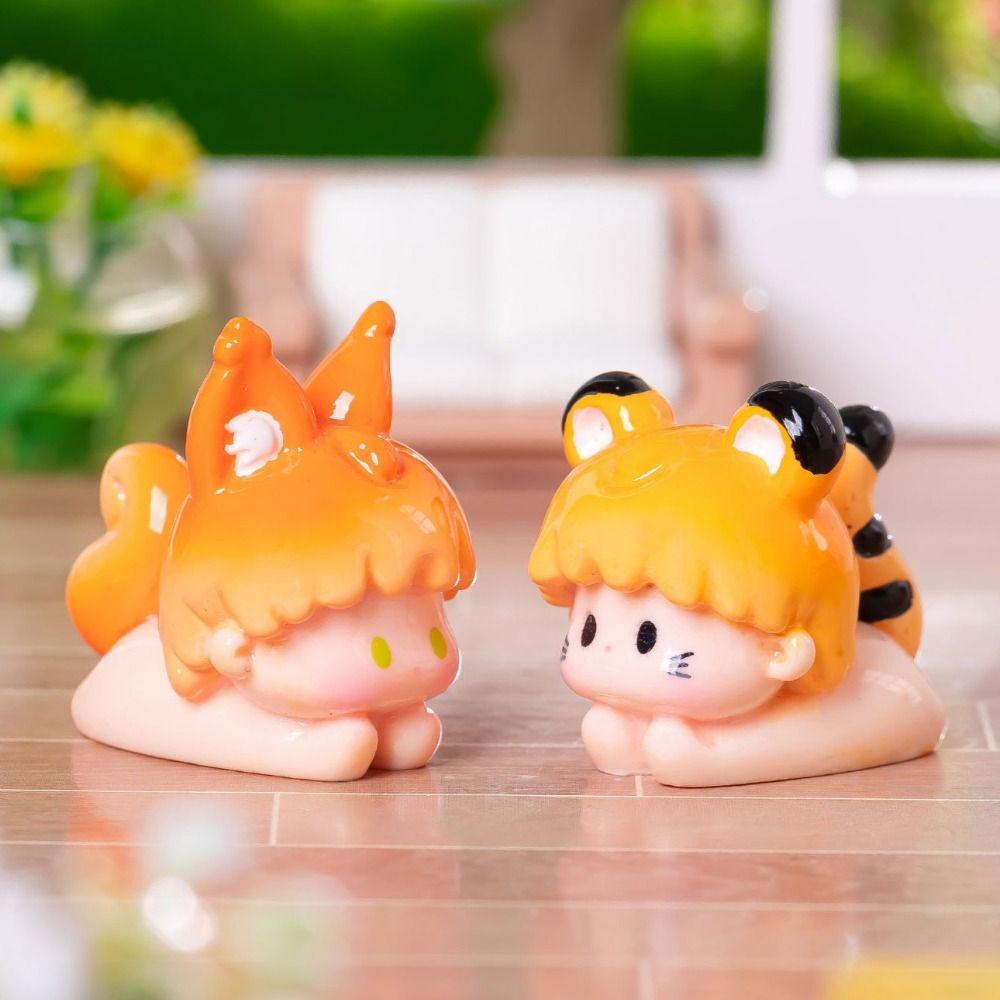 Cartoon Style Resin Animal Model Modern Design Mini Animal Model  Fairy Garden