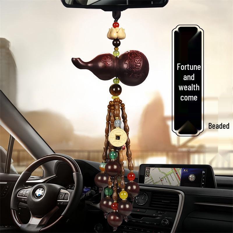Peach Wood Gourd Car Pendant - Rearview Mirror Hanging Ornament for Safe Travel.