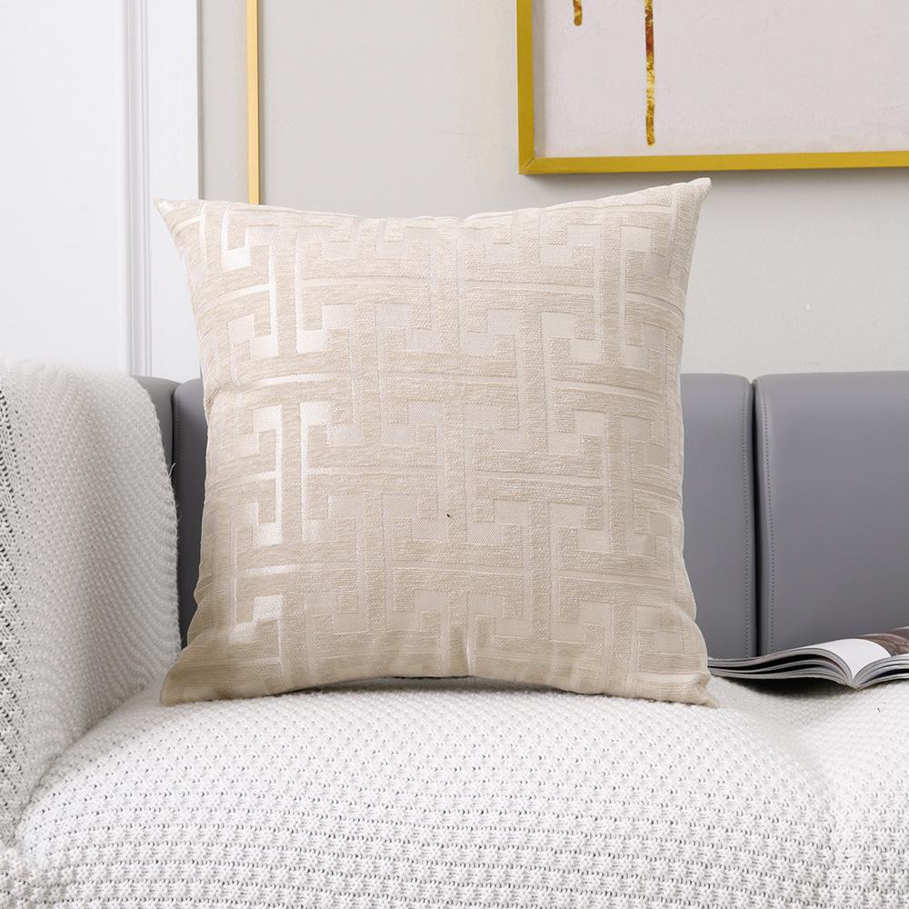 100%Polyester Jacquard Pillowcase Geometric Patterned Sofa Lumbar Pillow Covers For Spring, Summer, Autumn, And Winter Seasons