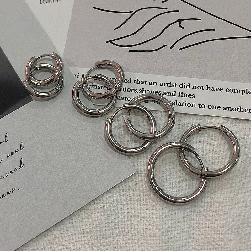 

Cold Wind Loxxxis Titanium Steel No Fading Circle Silver 16mm