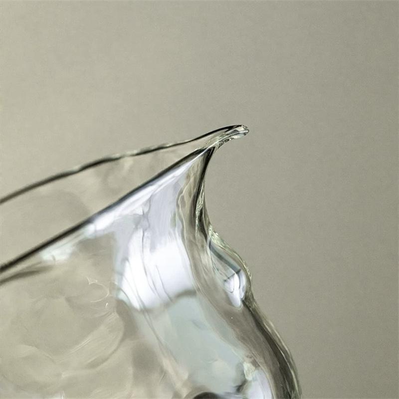 Japanese 180ml Irregular shaped Fair Cup High Borosilicate Heat-resistant Glass Tea Dispenser Chahai Kung Fu Tea Set