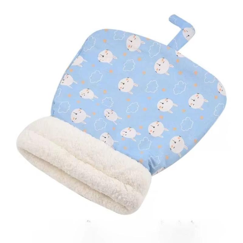 Cat Sleeping Bag Cat Nest Lamb Wool Material Winter Warm Pussy Sleeping Bag Semi Enclosed Design Kitten Nest Cartoon Pet Supplie