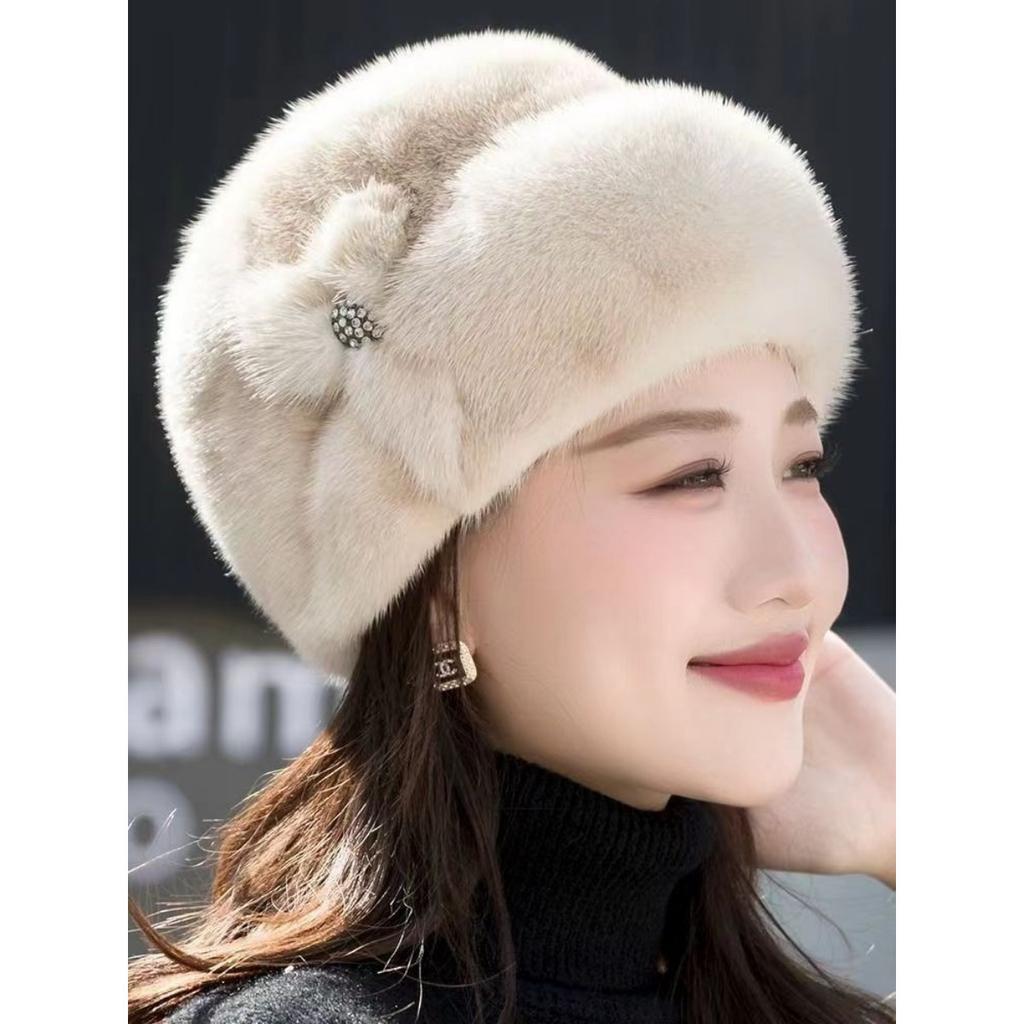 Elegant Wool Warm Hat with Decorative Flower and Embellishment