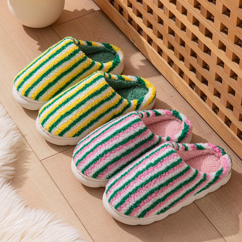 Zapatillas de algodón para el hogar, zapatillas de invierno cálidas para el hogar, zapatos de algodón antideslizantes con suela gruesa, zapatillas de algodón de colores verticales para parejas en casa