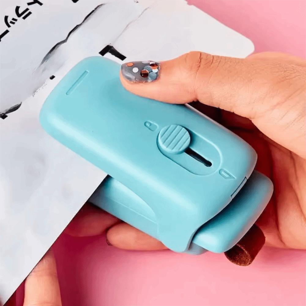 Mini Snack Bag Sealer Magnetic Protective Sliding Cover Design Snack Sealing Machine Moisture-proof with Concealed Cutter
