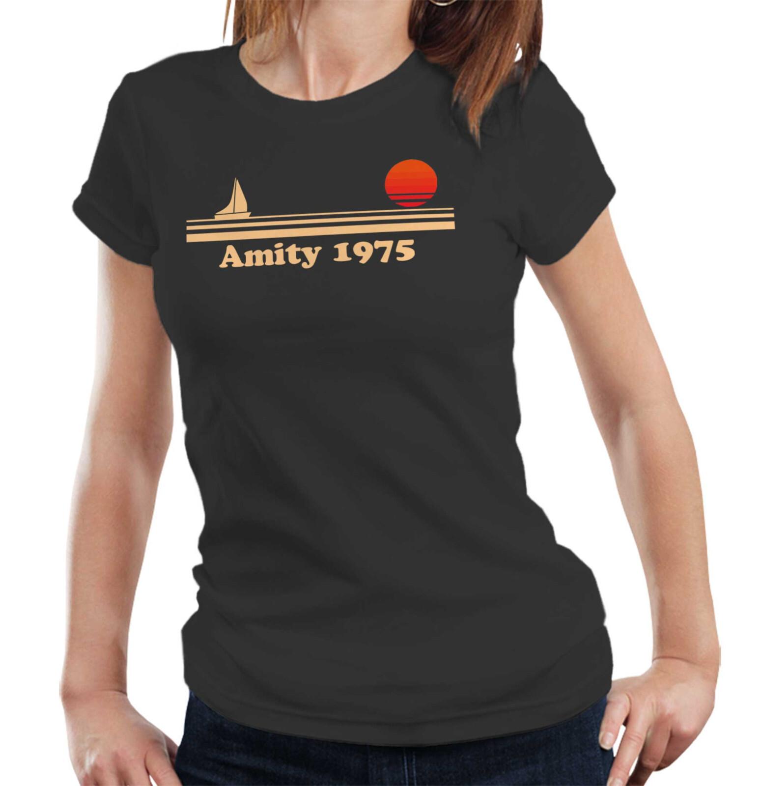 Футболка Amity 1975 Полуприлегающая Женская Акула из Челюстей Ретро Винтаж S