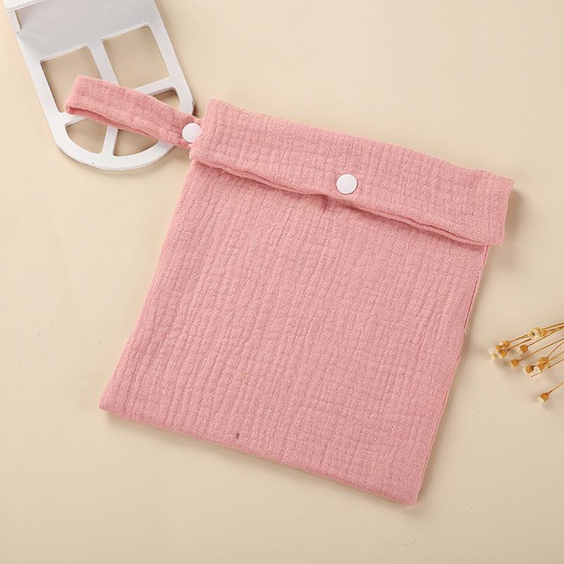 European and American Popular Multifunctional Mommy Bag: Outdoor Diaper, Baby Bottle, and Stroller Organizer.