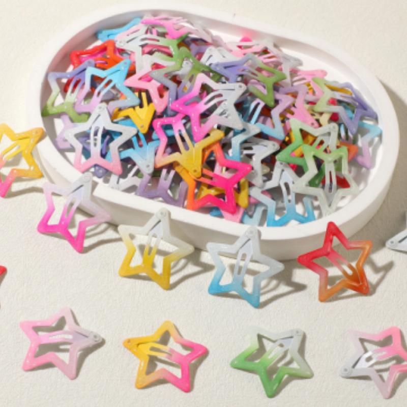 Y2K Star Hair Clips: Cute Five-Pointed Star Accessories for Kids' Side Bangs.