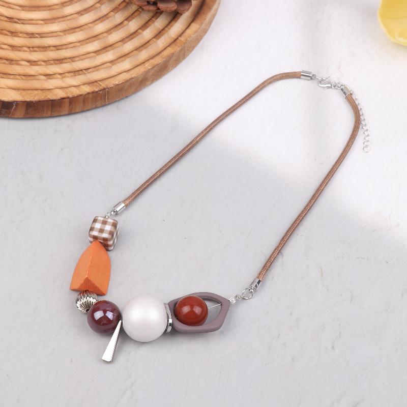 

[HF]New 1Pc Beaded Geometric Short Sweater Chain Women Light Luxury Personalized Versatile Necklaces Fashion Jewelry Gift