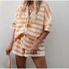 Set Estivo da Donna a Maglia a Strisce Vuote 2 Pezzi Cardigan a Maniche Corte con Collo a Revers a Bottone Singolo Pantaloncini Casual
