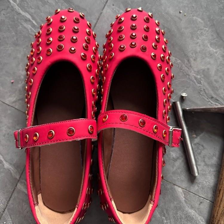 European and American large-size diamond women's shoes 2025 new 35-43 foreign trade flat-soled single shoes women's shoes with one word women's shoes