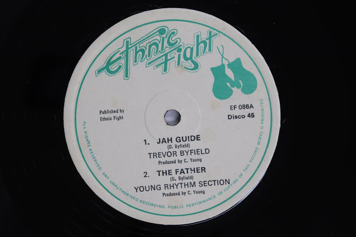 

12inch Record TREVOR BYFIELDYOUNG RHYTHM SECTION Jah Guide The Father Sea Of Love EF086 ETHNIC FIGHT 1978 UK Reggae Ska Dub Used