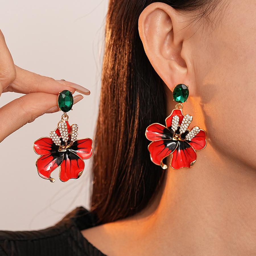 

Модні сережки-краплі для жіночих прикрас червоний