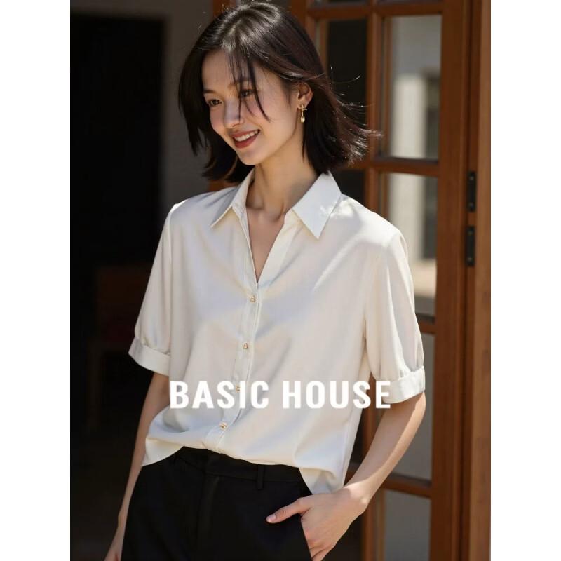 Basic House Women s Short-Sleeved Commuter Shirt XL