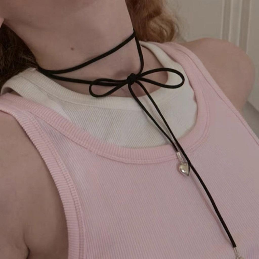 Bowknot Charm Necklace Soft Comfortable Leather Cord Choker Adjustable Length Neckchain Jewelry Stylish Party Ornament