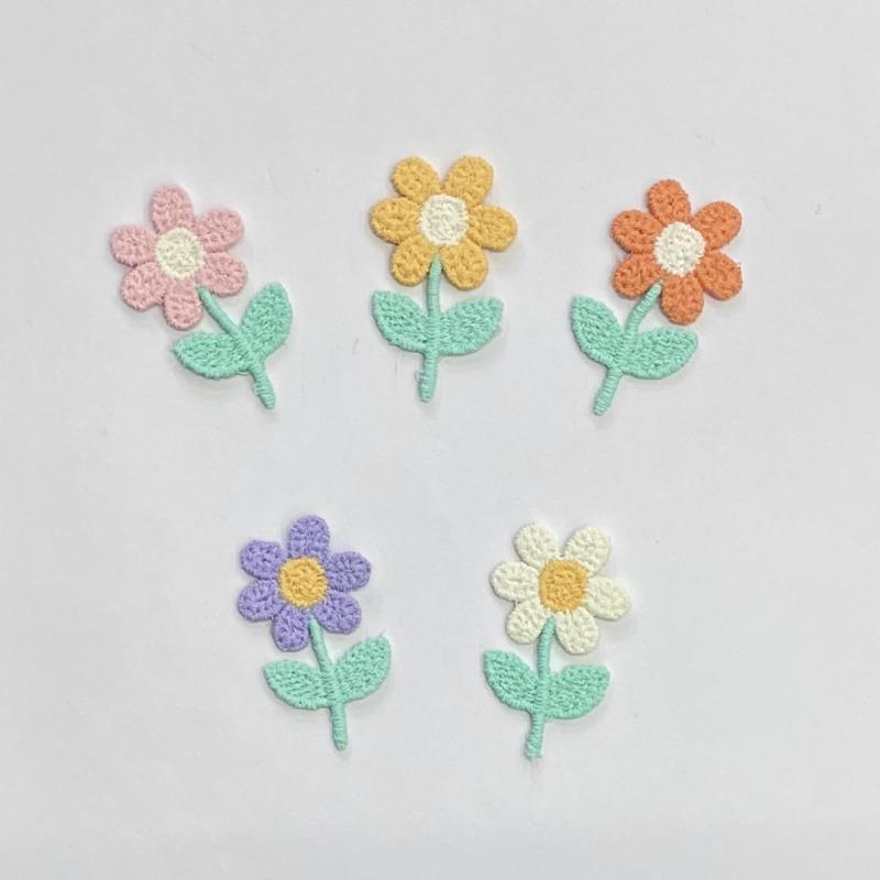 Knitted Small Flower Embroidery Fresh Cloth Stickers Clothing Accessories Luggage Patches Cloth Stickers