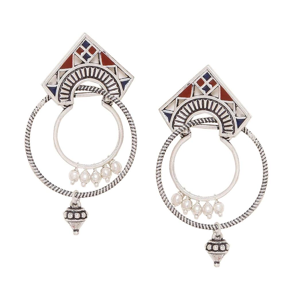 Moksha-Creolen aus Messing und Silber, oxidiert, mit weißen Perlen für Frauen und Mädchen