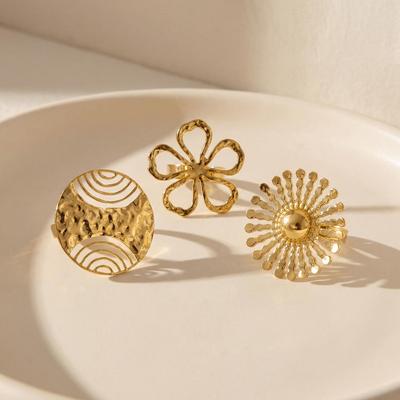 18k Gold PVD Plated Elegant Stainless Steel Flower Open Ring Set